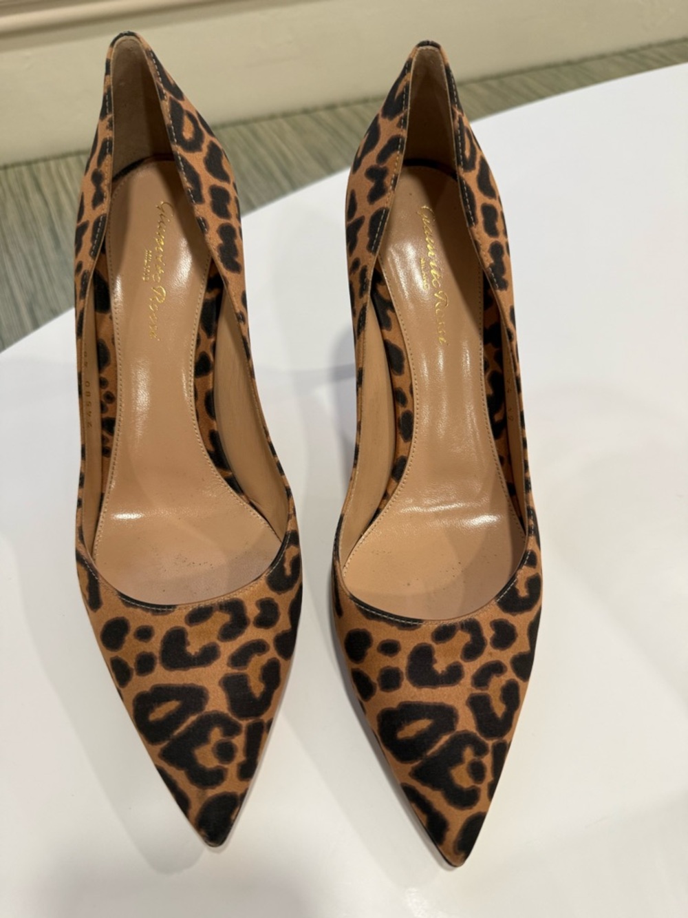 Gianvito 85MM Camoscio Leopard Print Pumps Sz 39